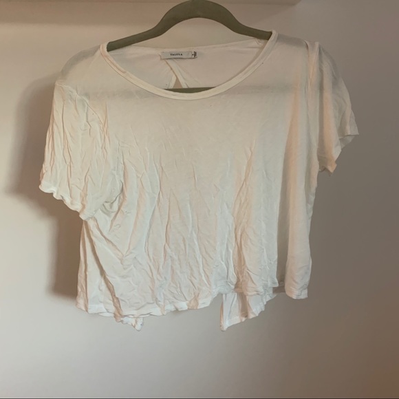 Aritzia | Open Back Crop Tee - Picture 1 of 3